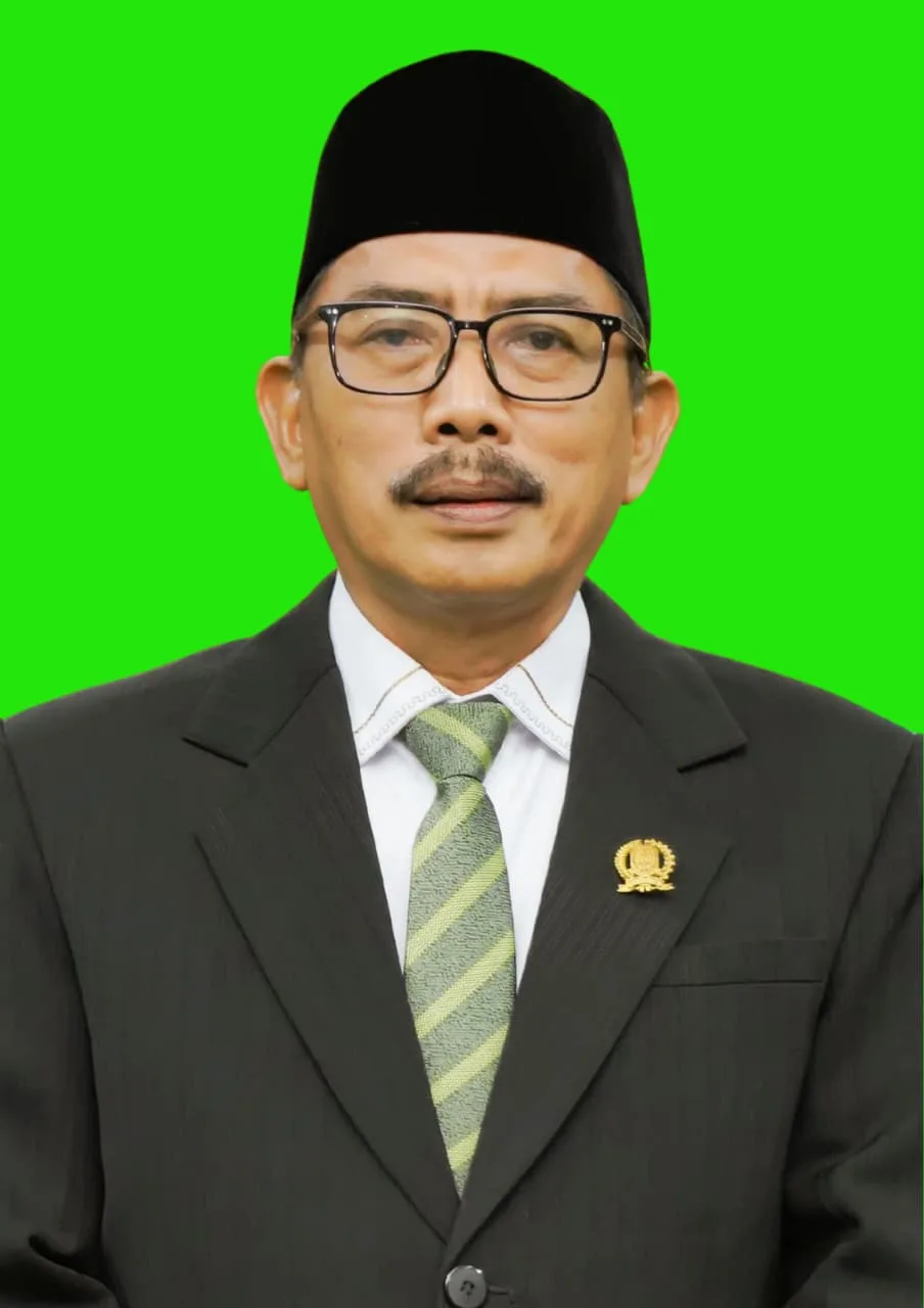 Drs. M. MUSYAFAK ROUF