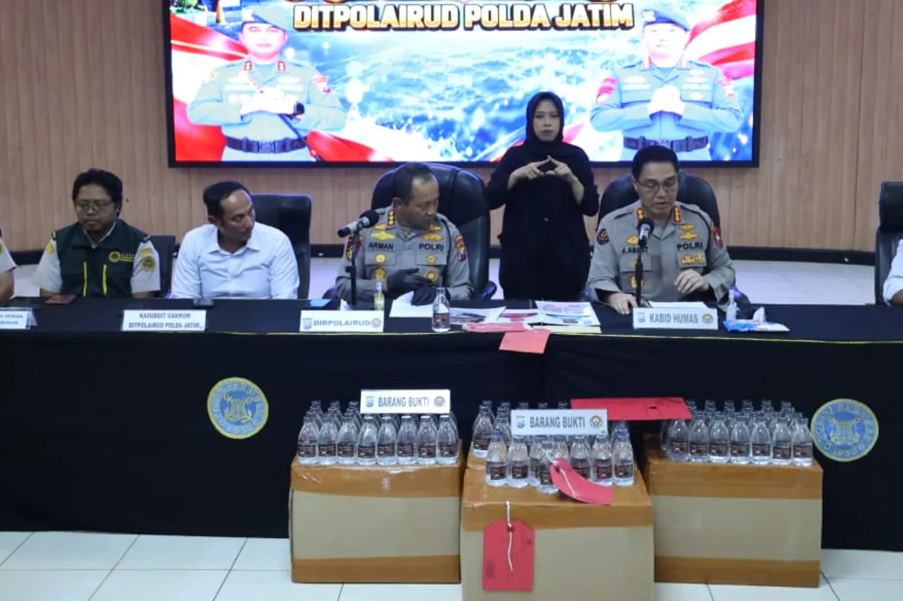 Solar Subsidi Diduga Diangkut dari Sidoarjo ke Banjarmasin, Polisi Amankan 1.000 Liter