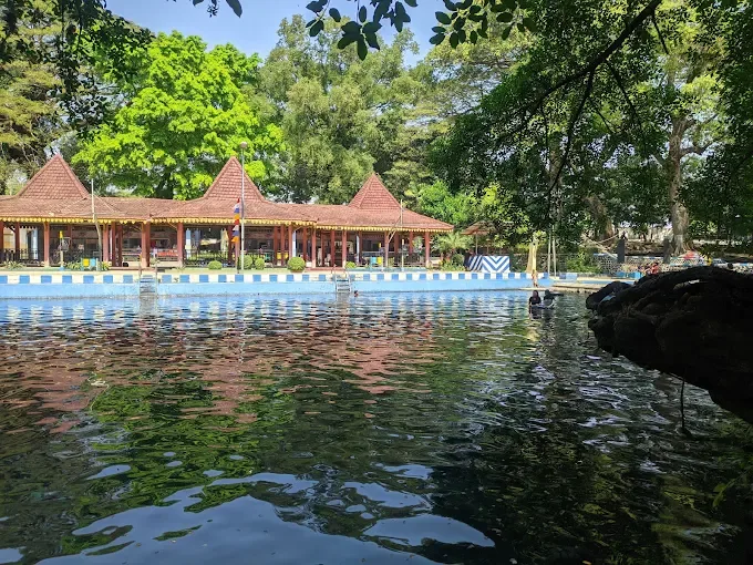 Banyu Biru Pasuruan Didatangi 67.479 Wisatawan, Penelitian 400 Pengunjung Temukan 6 Prioritas Pembenahan