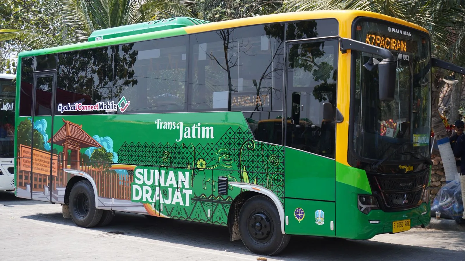 Bukan Sekadar Tambah Bus, Raperda Transportasi Jatim Juga Atur Perjalanan Warga dari Rumah hingga Tujuan