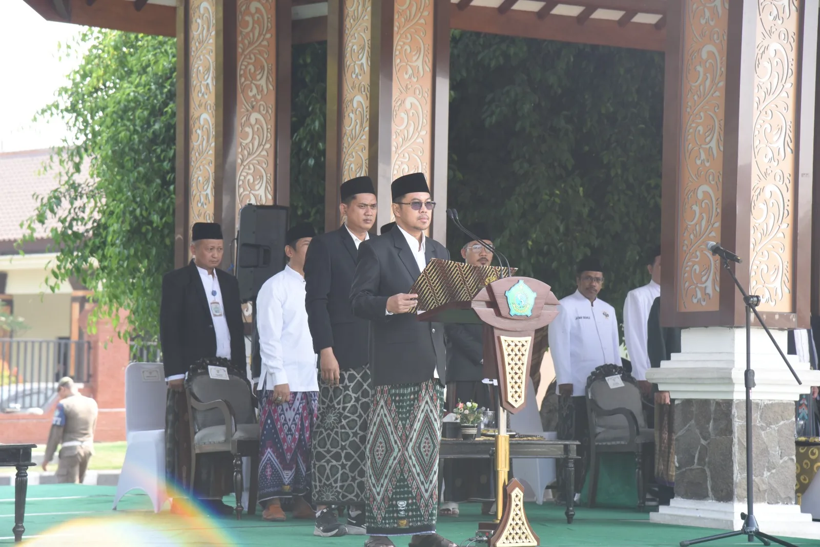 Ketua DPRD Sidoarjo Pimpin Upacara Hari Santri 2026, Santri Didorong Kuasai Teknologi