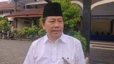 Almarhum Kholiq semasa hidupnya ketika menjalankan tugas sebagai anggota DPRD Jatim