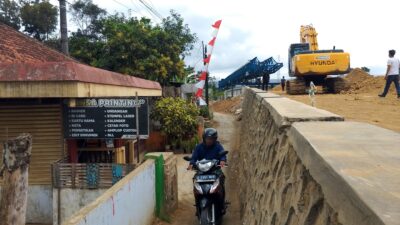 Warga Terdampak Pembangunan Jembatan Nglembu, Trenggalek Tolak Kompensasi Rp 1,5 Juta