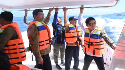 Ingin Ambil Kembali, Bupati Trenggalek Ajak Perwakilan Kemendagri  ke 13 Pulau  yang Diklaim Pemkab Tulungagung