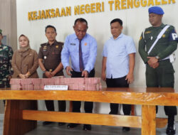 Korupsi KUR Porang, Kejari Trenggalek Eksekusi Uang Pengganti Rp1,6 Miliar